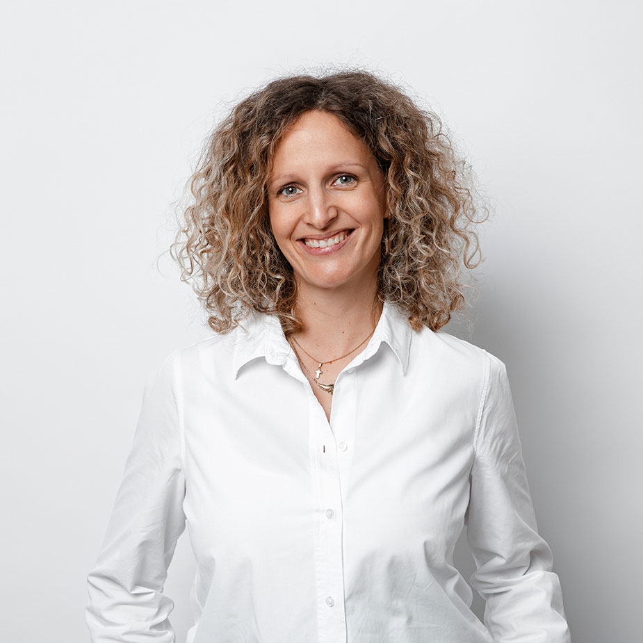 Jennifer Peter - Physiotherapeutin, Heilpraktikerin, Osteopathin